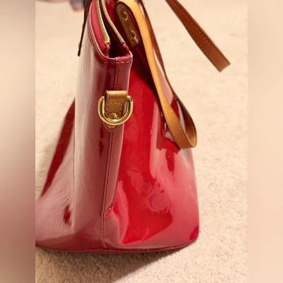 Louis Vuitton Bellevue GM Vernis